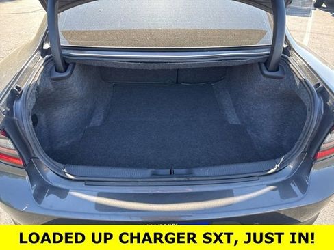 Used 2019 Dodge Charger SXT w/ Leather Interior Group image 25