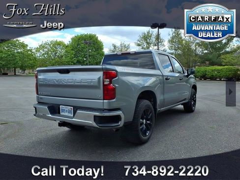 Used 2024 Chevrolet Silverado 1500 LT AWD/4WD image 9