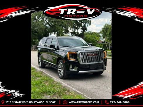 Used 2021 GMC Yukon XL Denali AWD/4WD image 1