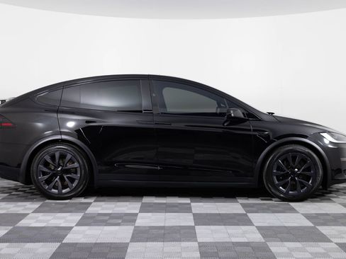 Used 2023 Tesla Model X AWD/4WD image 9