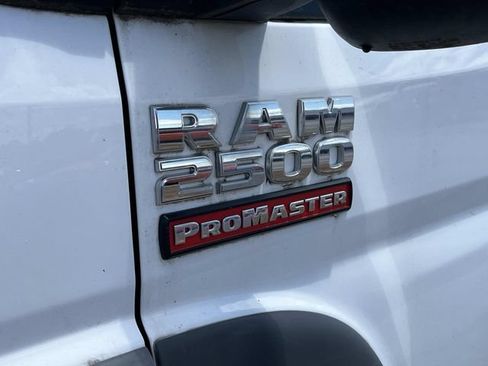 Used 2018 RAM ProMaster 2500 w/ Premium Appearance Group FWD image 10
