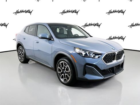 New 2026 BMW X2 xDrive28i w/ Technology Package image 3