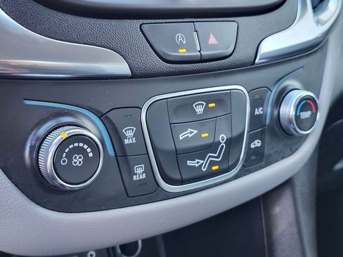 Used 2024 Chevrolet Equinox LS image 20