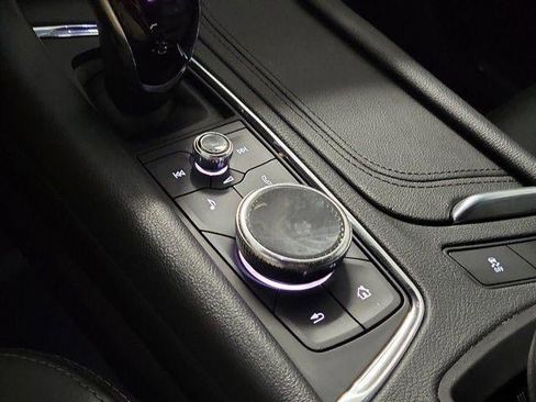 Certified 2022 Cadillac XT5 Premium Luxury image 26