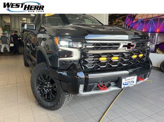 Used 2023 Chevrolet Silverado 1500 ZR2 AWD/4WD video 1