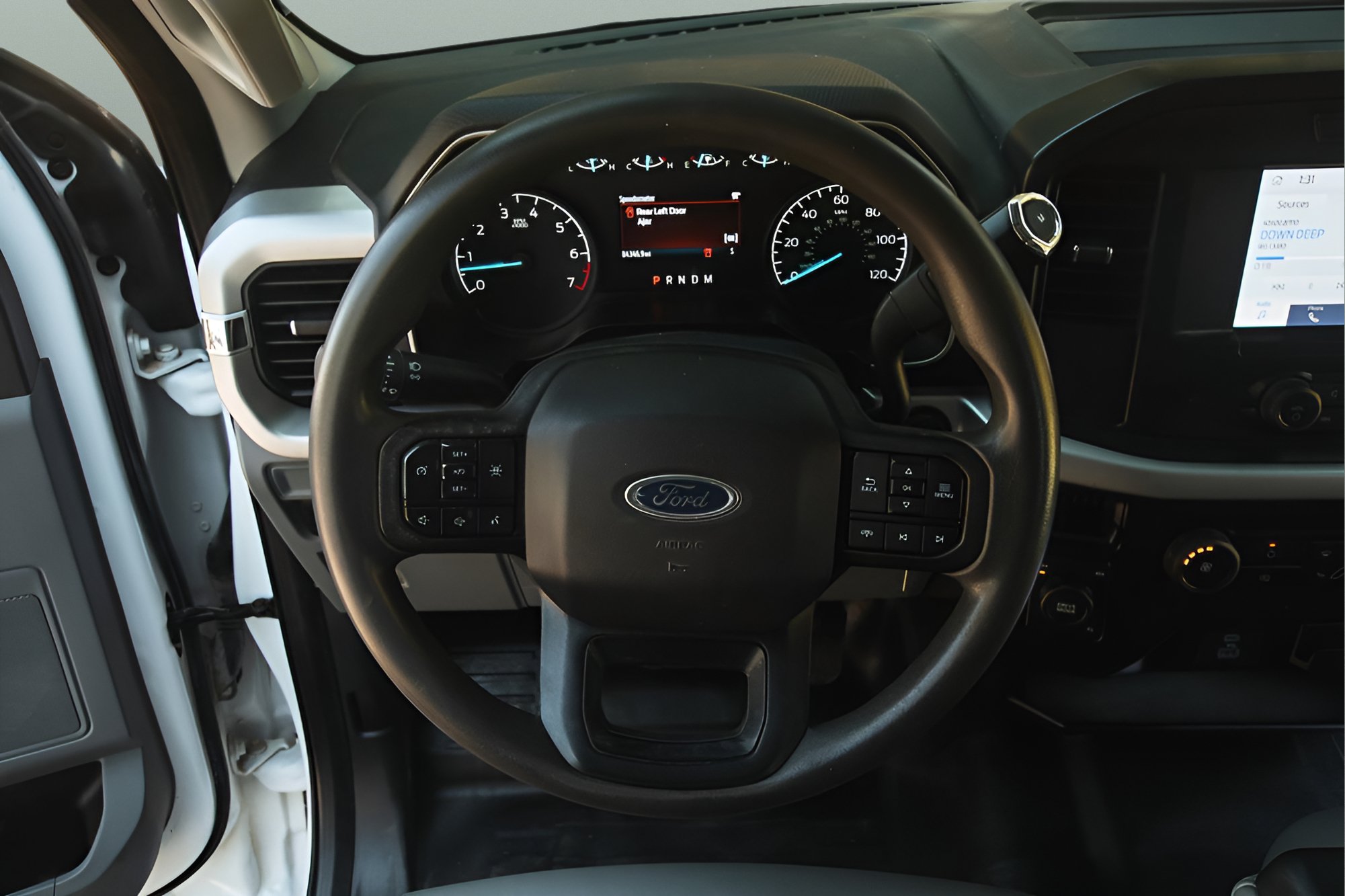 Used 2022 Ford F150 XL w/ Equipment Group 101A High AWD/4WD image 28