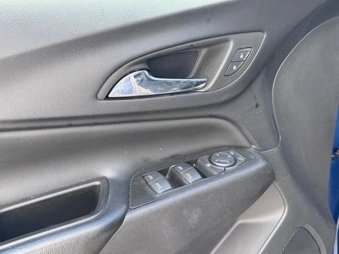 Used 2023 Chevrolet Equinox LT AWD/4WD image 8