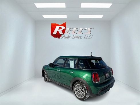 Used 2023 MINI Cooper S image 25