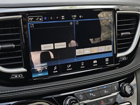 New 2026 Chrysler Pacifica Select image 17