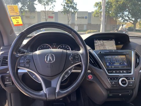 Used 2017 Acura MDX SH-AWD image 19