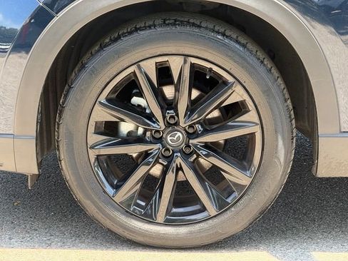 Used 2023 MAZDA CX-9 Touring Plus AWD/4WD image 11