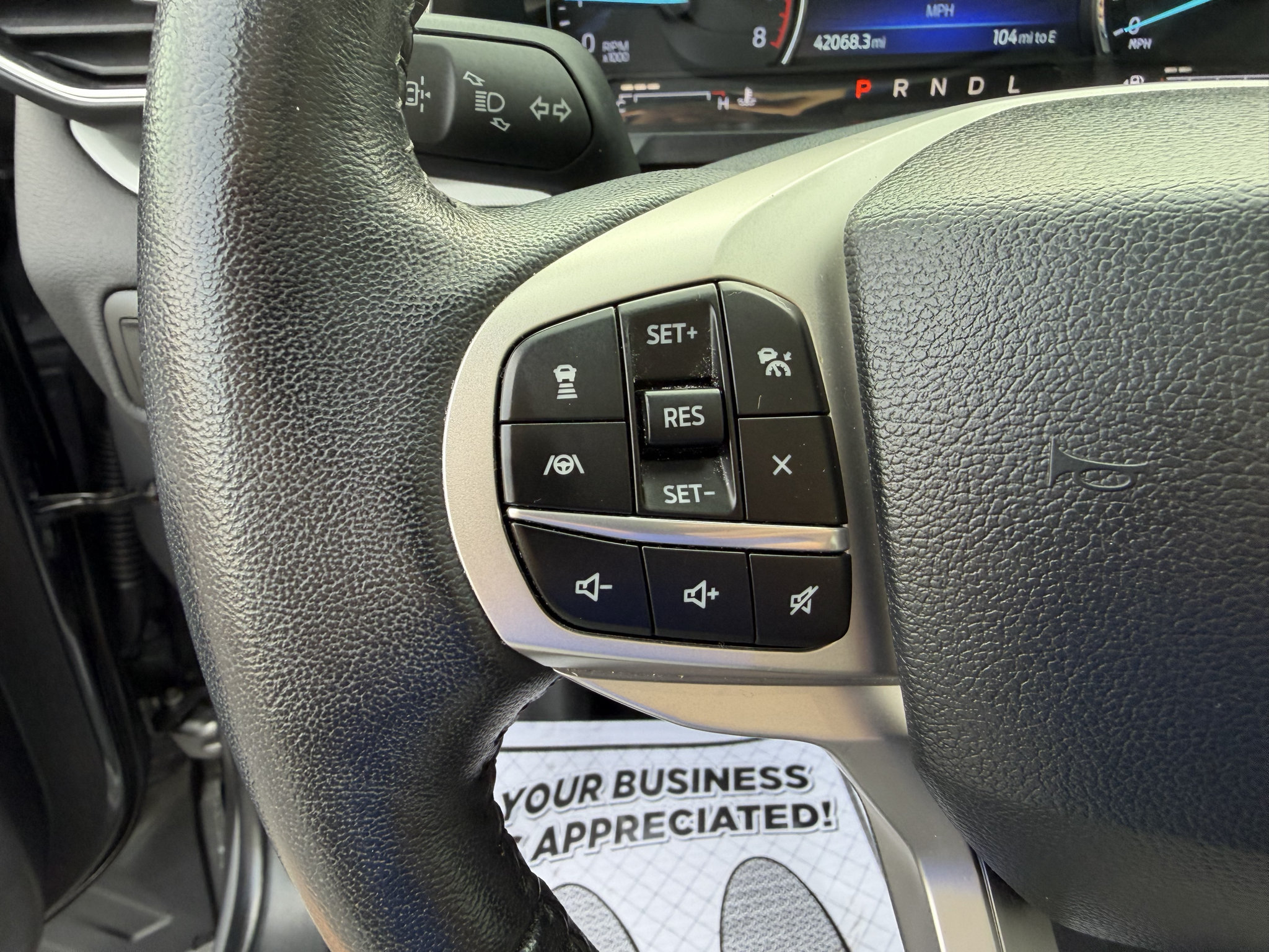 Used 2023 Ford Explorer XLT w/ Equipment Group 202A AWD/4WD image 14