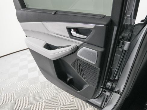 Used 2026 Acura MDX SH-AWD w/ Advance Package image 14