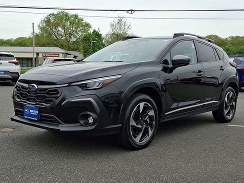 Used 2024 Subaru Crosstrek 2.5i Limited AWD/4WD image 3