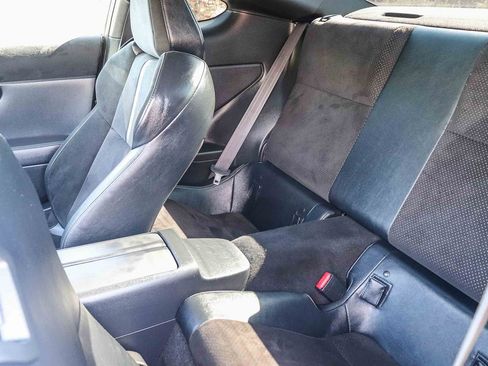 Certified 2023 Toyota GR86 Premium RWD image 28