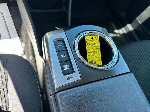 Certified 2017 Toyota Prius V Two FWD image 21