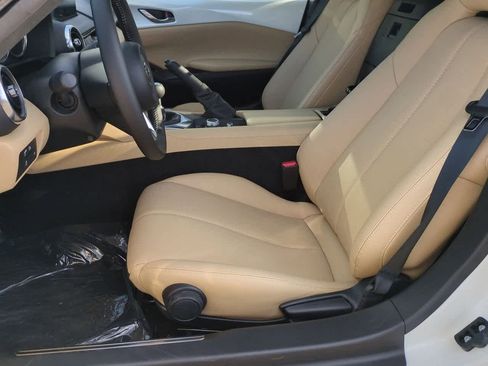 New 2025 MAZDA MX-5 Miata Grand Touring w/ Appearance Package image 15