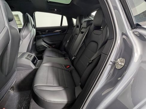 New 2026 Porsche Panamera image 24