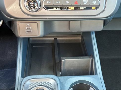 New 2025 Ford Maverick XL image 27