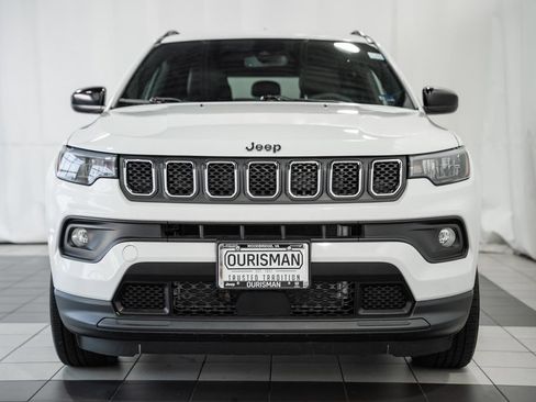 Certified 2023 Jeep Compass Latitude AWD/4WD image 2