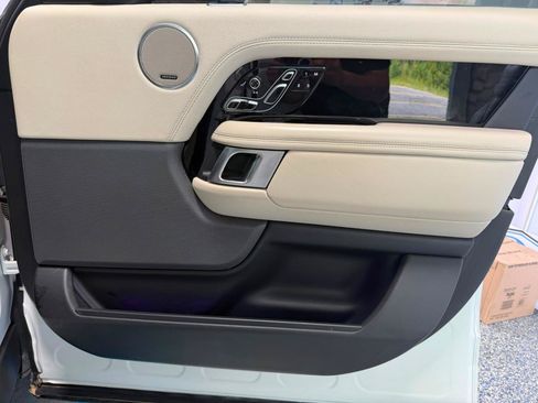 Used 2020 Land Rover Range Rover HSE AWD/4WD image 26