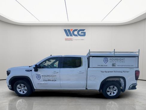 Used 2022 GMC Sierra 1500 SLE AWD/4WD image 7