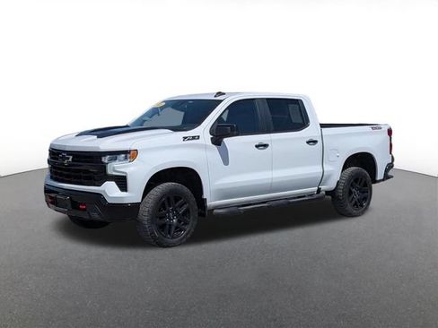 Used 2023 Chevrolet Silverado 1500 LT Trail Boss w/ Protection Package AWD/4WD image 5
