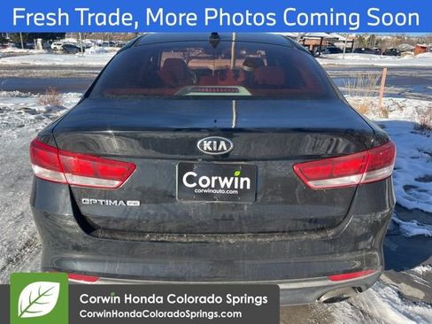 Used 2017 Kia Optima LX image 4
