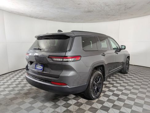 New 2025 Jeep Grand Cherokee L Altitude image 7