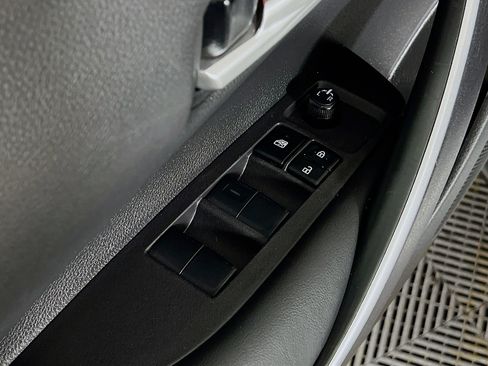 Certified 2024 Toyota Corolla SE FWD image 18