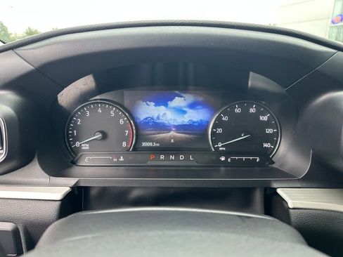 Used 2023 Ford Explorer XLT w/ Equipment Group 202A image 15