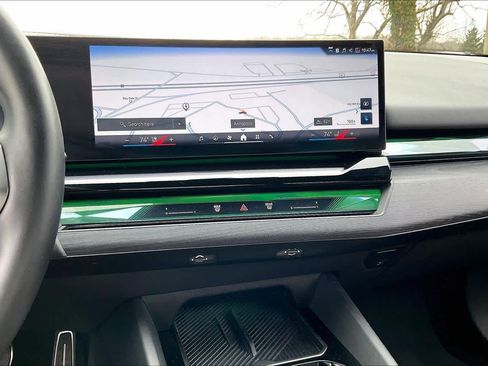 Certified 2024 BMW i5 eDrive40i w/ M Sport Package image 6