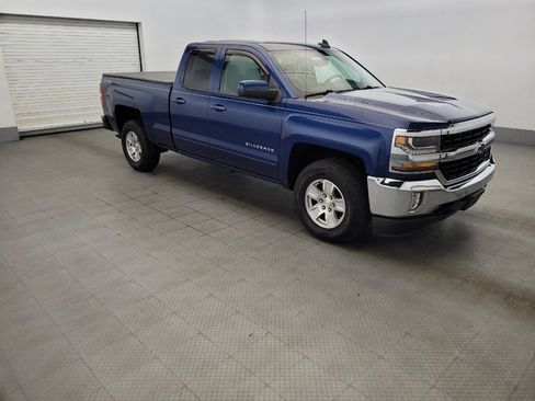 Used 2017 Chevrolet Silverado 1500 LT w/ All Star Edition AWD/4WD image 11