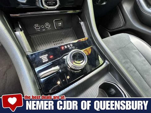 Used 2026 Jeep Grand Cherokee Altitude AWD/4WD image 20