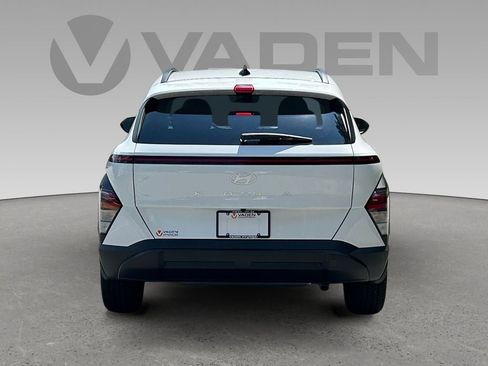 New 2025 Hyundai Kona SEL image 18