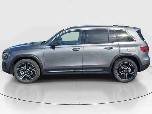New 2026 Mercedes-Benz GLB 250 GLB 250 image 8