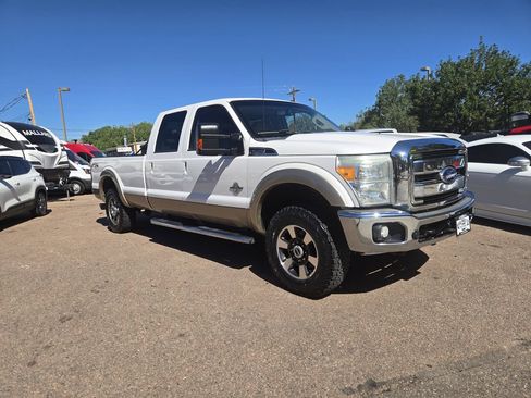 Used 2011 Ford F250 Lariat w/ Lariat Interior Pkg AWD/4WD image 14