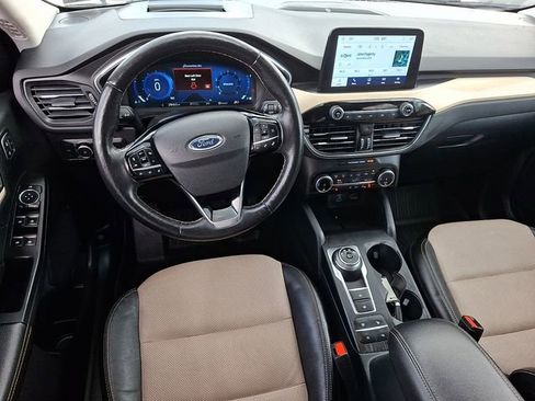 Used 2022 Ford Escape Titanium w/ Titanium Elite Package AWD/4WD image 11