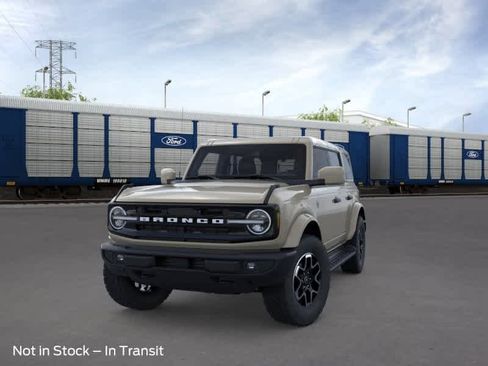 New 2026 Ford Bronco Outer Banks AWD/4WD image 2