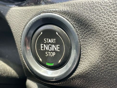 Used 2020 Buick Encore GX Preferred w/ Cold Weather Comfort Package AWD/4WD image 22