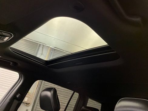 Used 2021 Jeep Grand Cherokee L Laredo AWD/4WD image 17