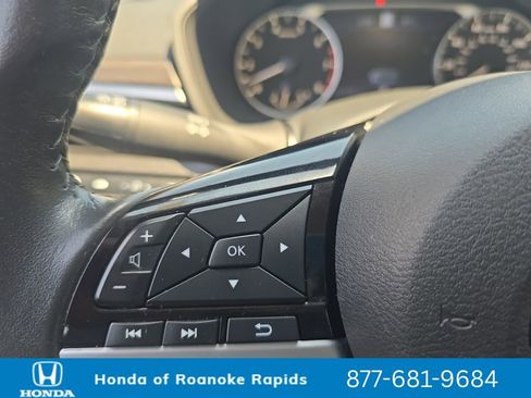 Used 2024 Nissan Altima 2.5 SV w/ SV Premium Package FWD image 25