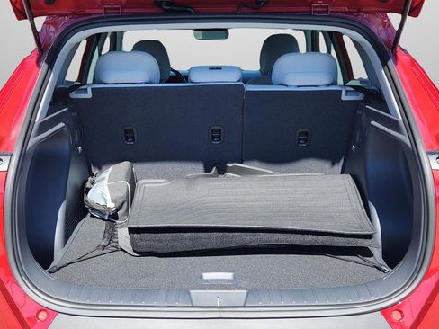 New 2026 Hyundai Kona SE image 8