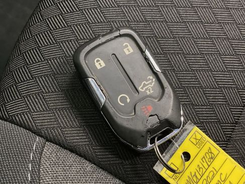 Used 2021 GMC Sierra 1500 Elevation image 27