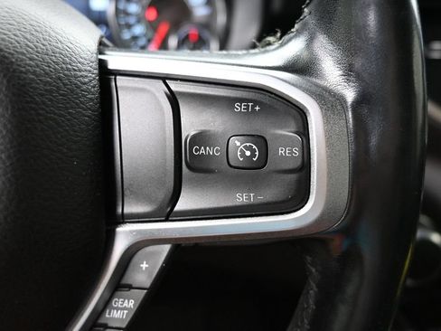 Used 2019 RAM 1500 Big Horn AWD/4WD image 12