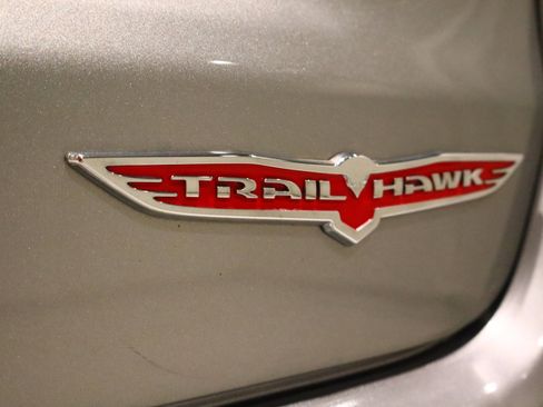 Used 2019 Jeep Compass Trailhawk w/ Leather Interior Group image 4