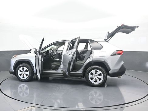 Used 2023 Toyota RAV4 LE image 71