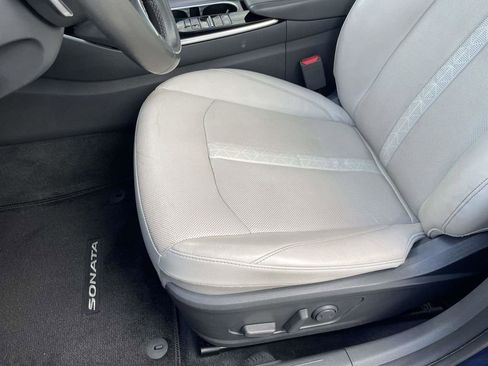 Used 2022 Hyundai Sonata Limited FWD image 13
