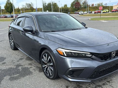 Used 2022 Honda Civic EX-L image 1