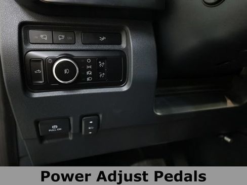 Used 2023 Ford F350 Lariat w/ FX4 Off-Road Package AWD/4WD image 35